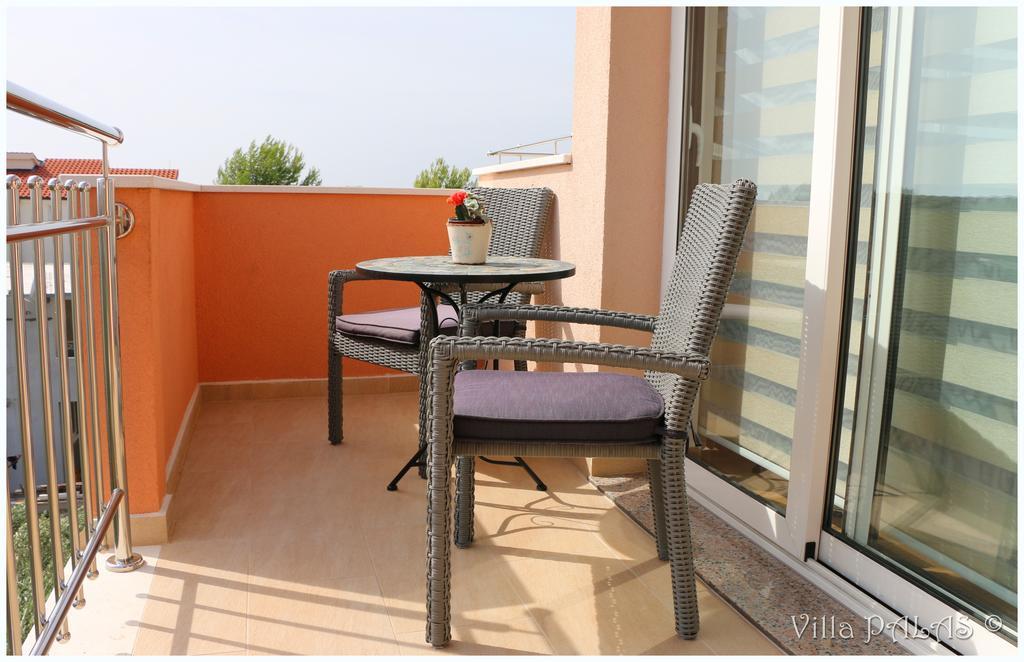 Villa Palas Apartments 2 Rogoznica  Exterior photo